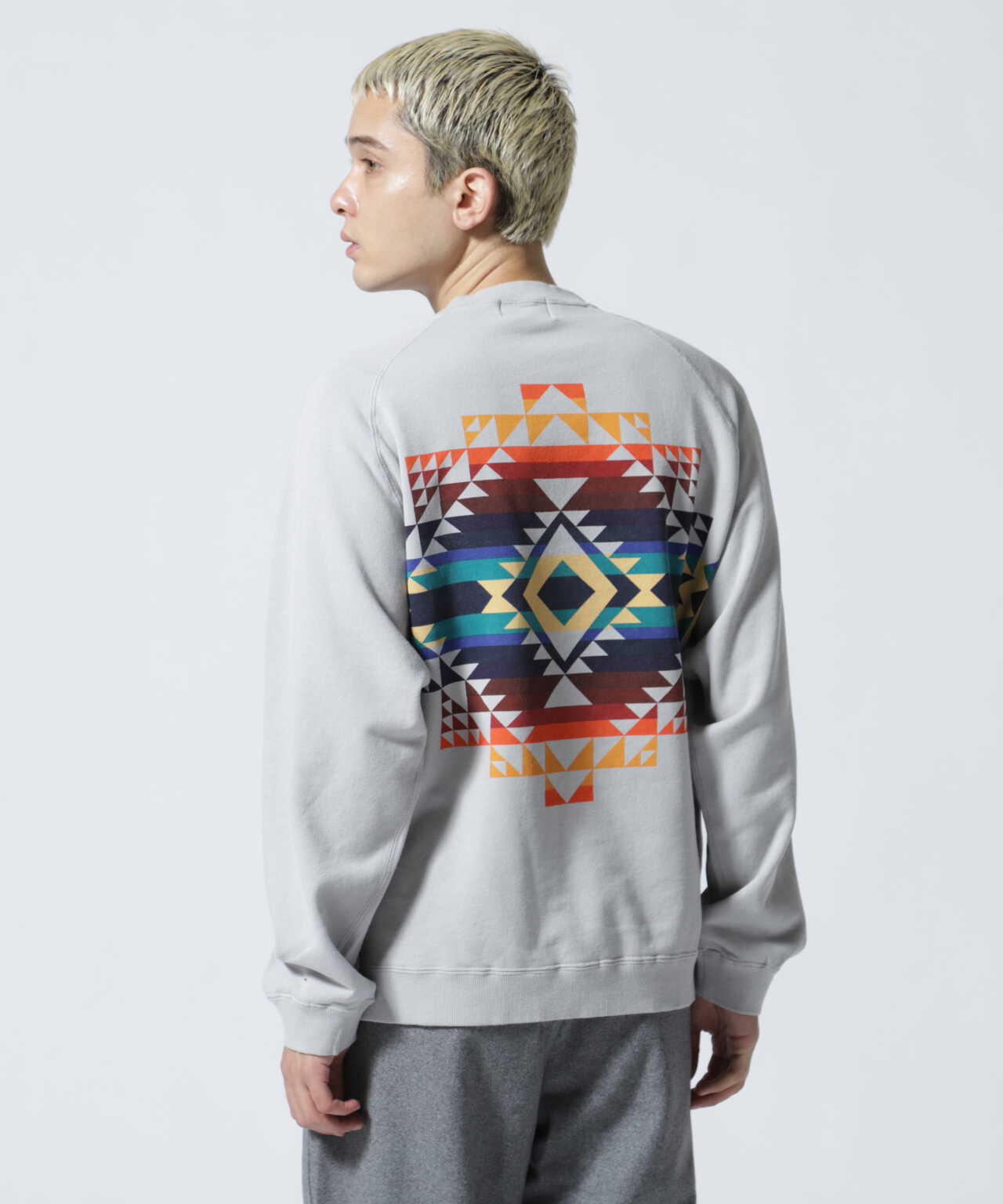 ミューズドゥーズィエムクラス《AP STUDIO》PRINT SWEAT PULLOVER