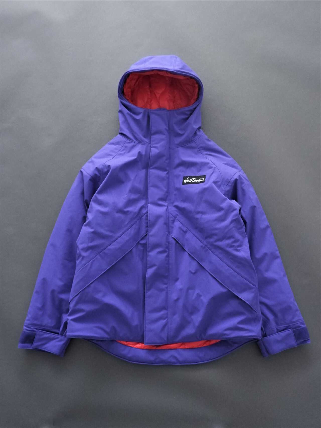 90s Wild Life Hooded Down Jacket