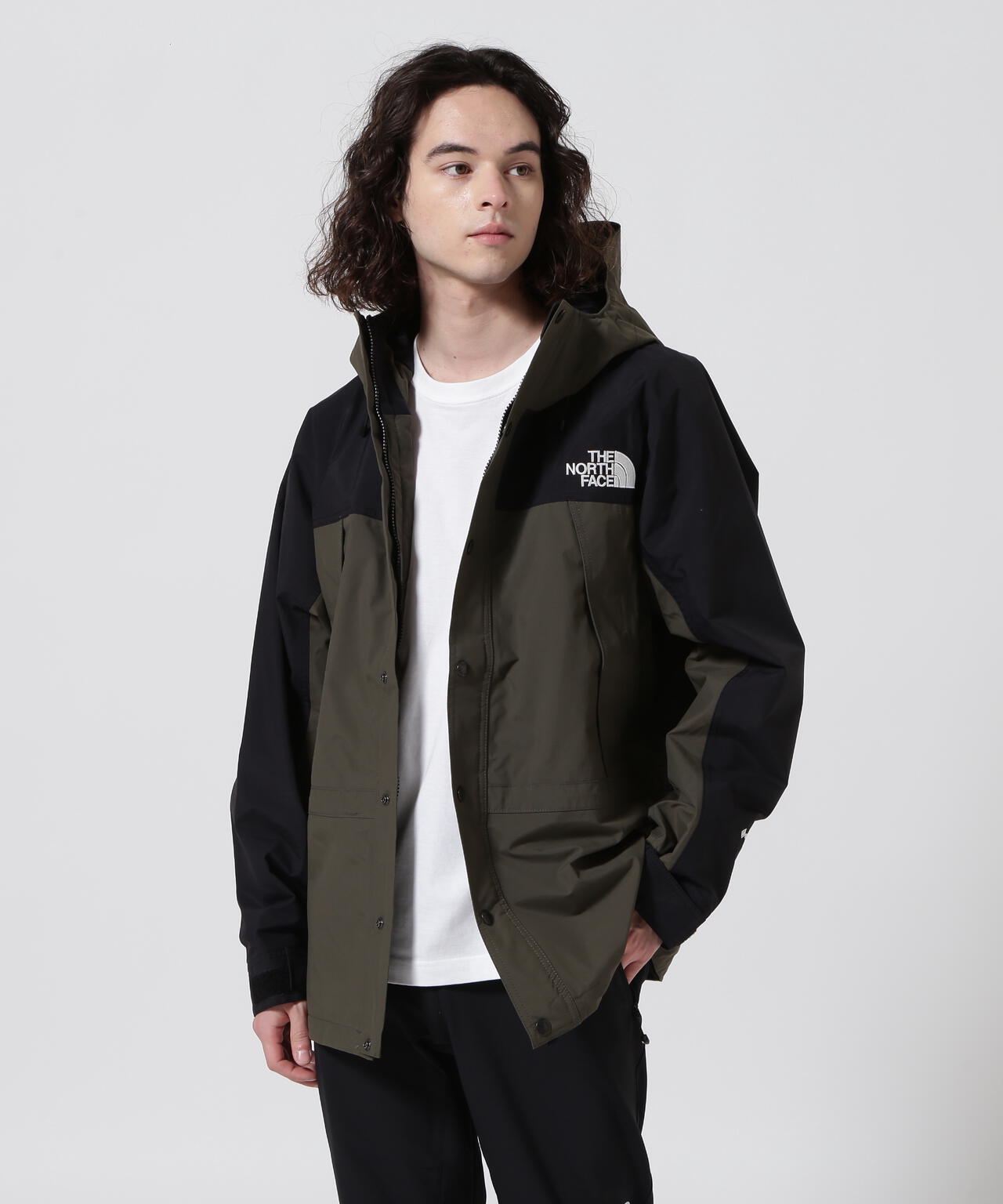 新品 THE NORTH FACE マウンテンライトジャケット