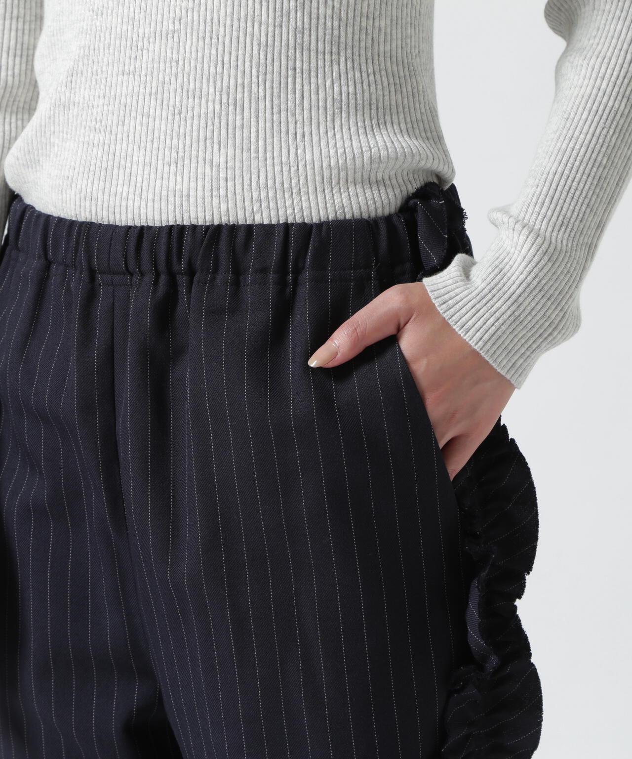 RHODOLIRION/ロドリリオンFRILL SIDE STRIPE PANT PINSTRIPE | BEAVER ( ビーバー ) | US  ONLINE STORE（US オンラインストア）