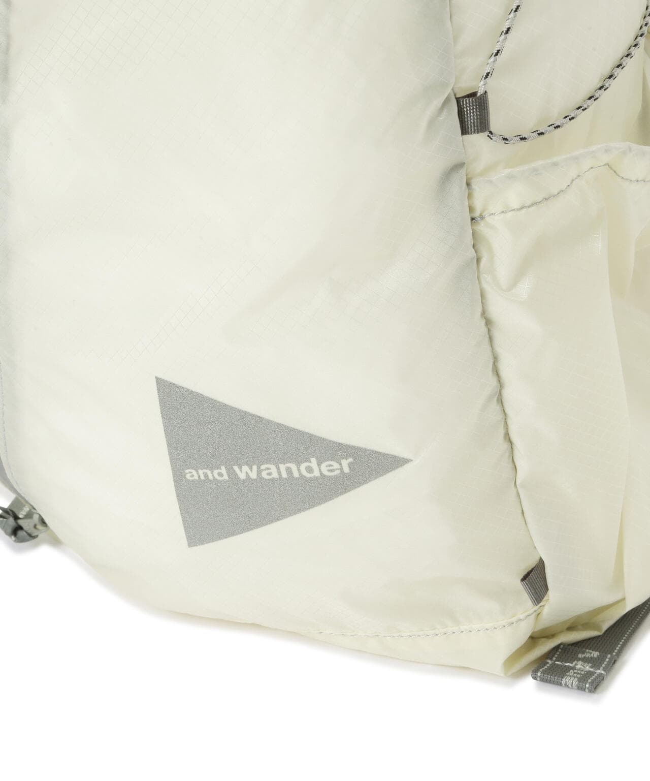 and wander/アンドワンダー sil daypack シルデイバッグ | BEAVER