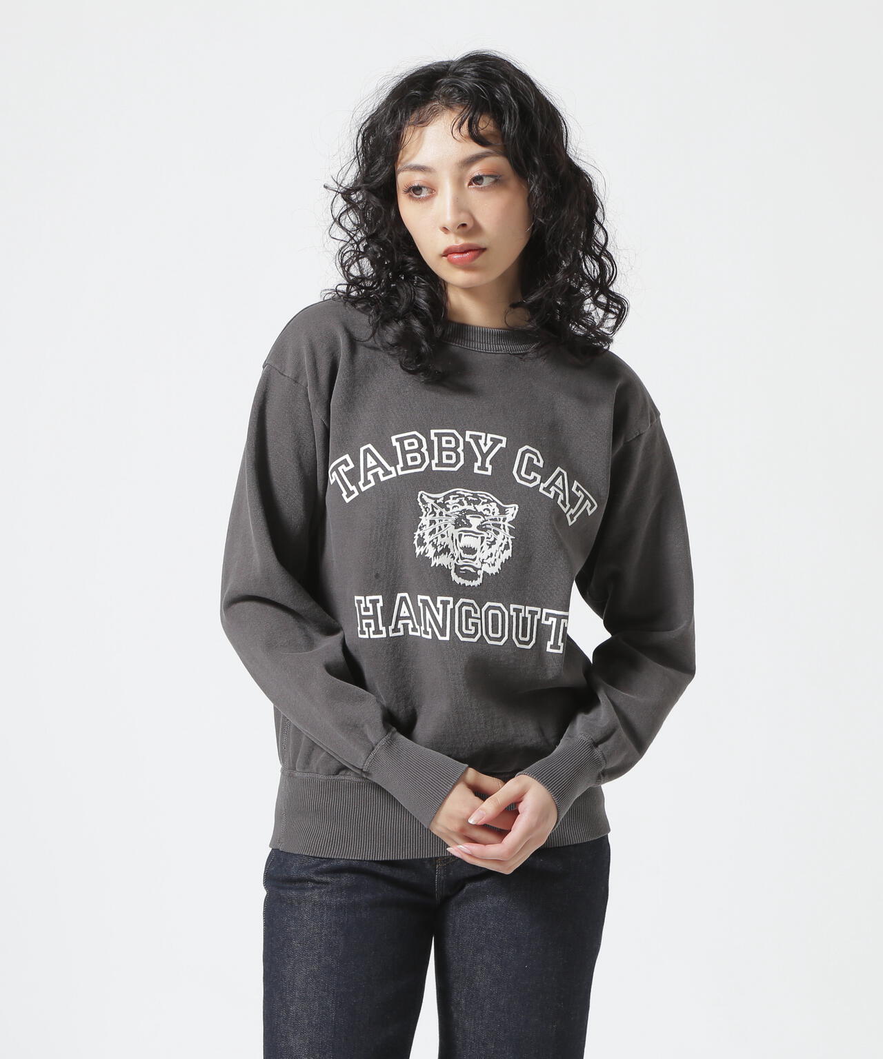 MIXTA/ミクスタ 'TABBY CAT HANGOUT' CREW NECK SWEAT | BEAVER