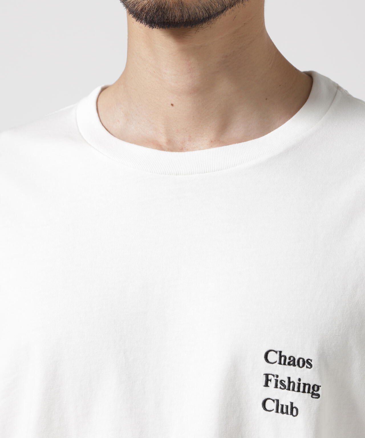 Chaos Fishing Club LOGO CREW NECK T-SHIRT | BEAVER ( ビーバー ) | US ONLINE  STORE（US オンラインストア）