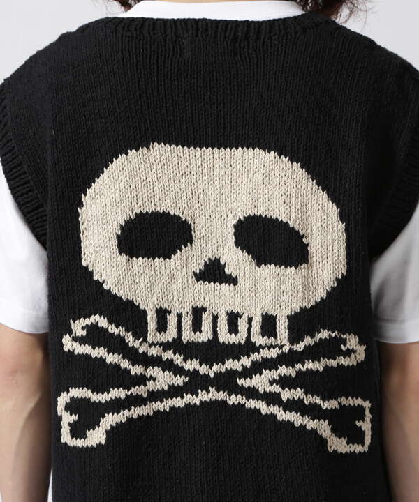 MacMahon Knitting Mills CrewNeck Vest Pocket-Skull