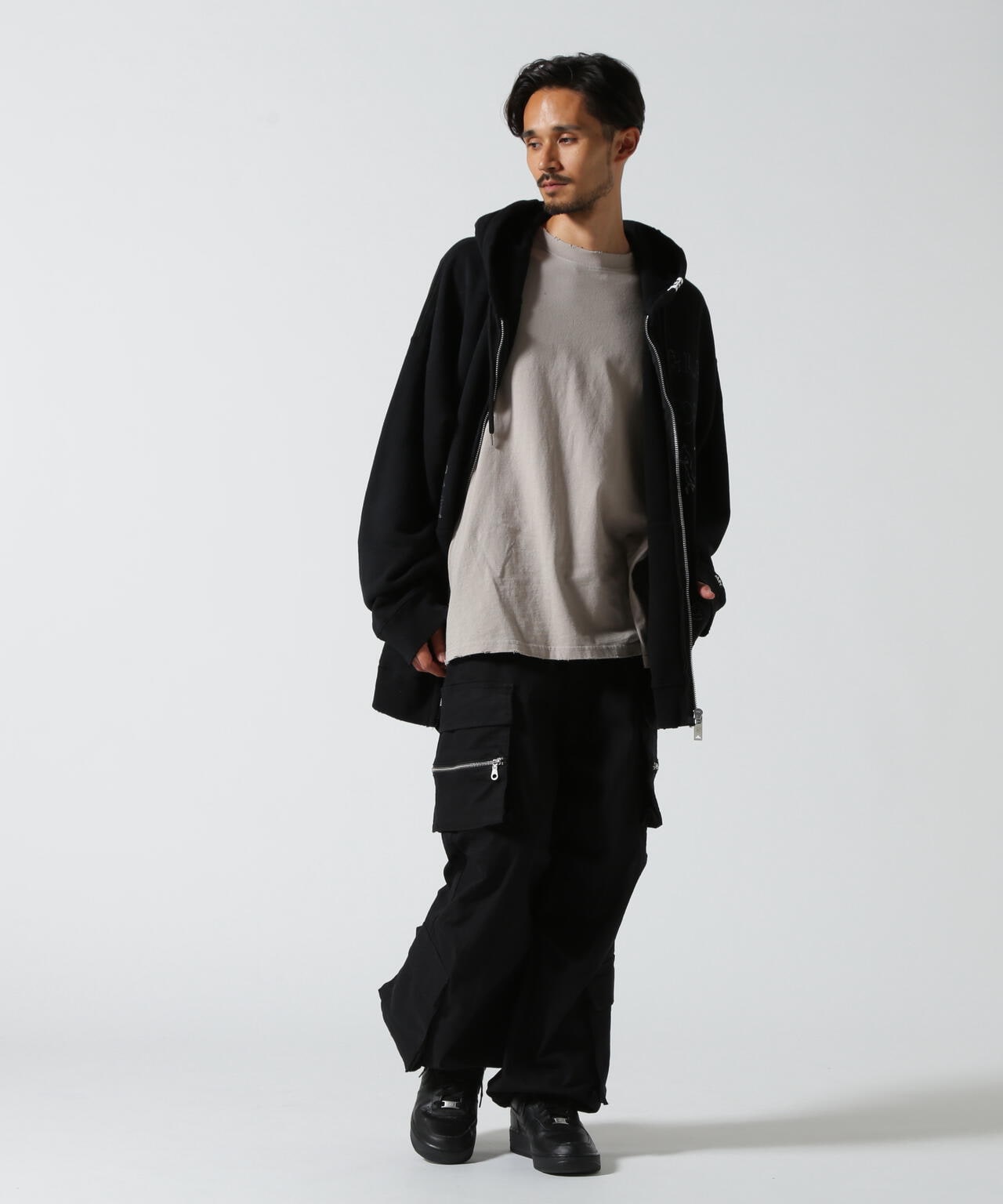 B omnivore/ビーオムニボー  W POCKET CARGO PANTS