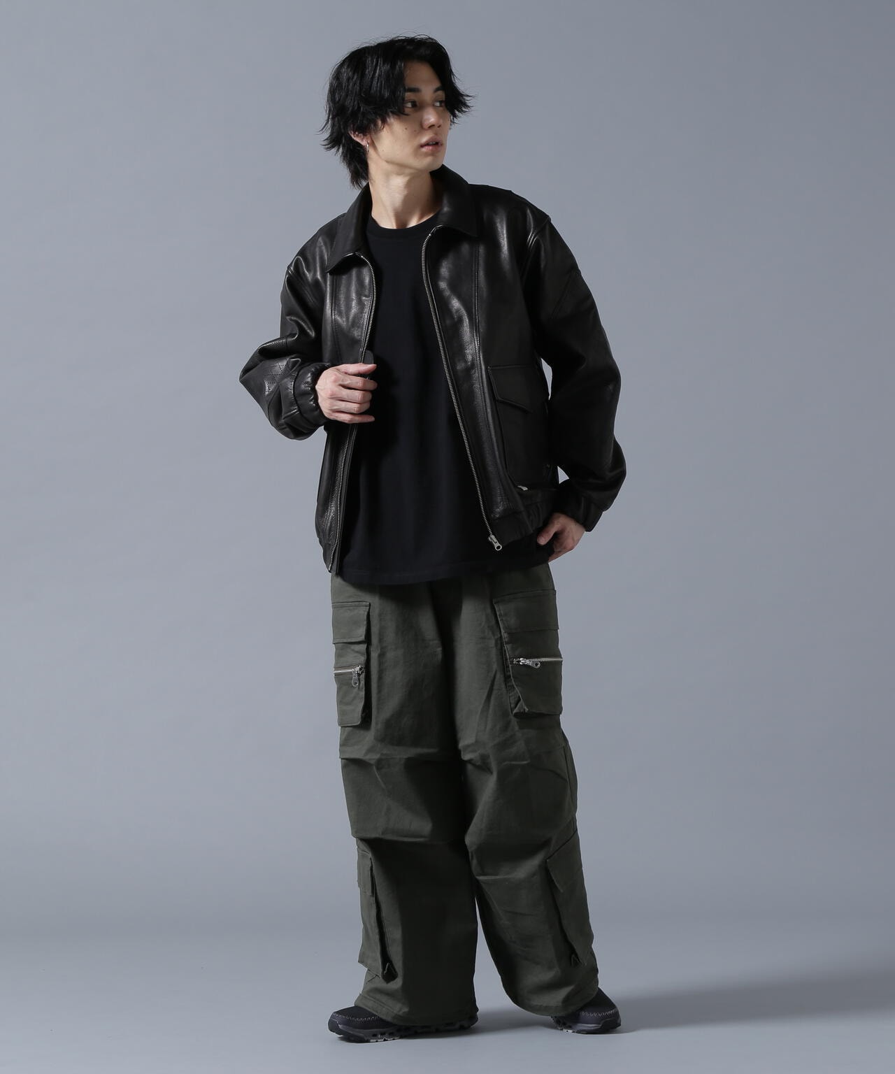 B omnivore/ビーオムニボー  W POCKET CARGO PANTS