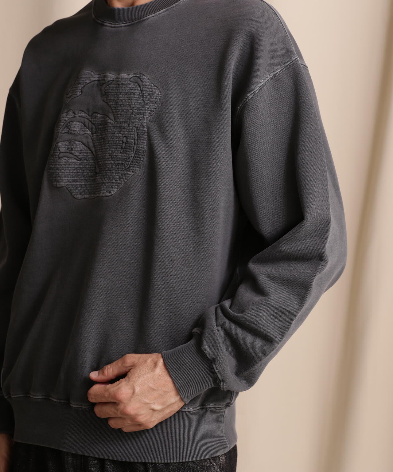 CREW SWEAT STENCIL BULLDOG/クルーネックスウェット ステンシル