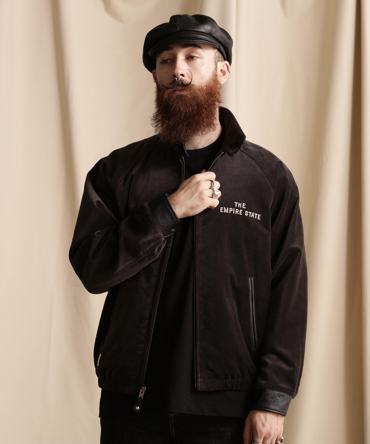 SCHOTT LEATHER COMBI SOUVENIR JACKET着丈何センチか分かりますか