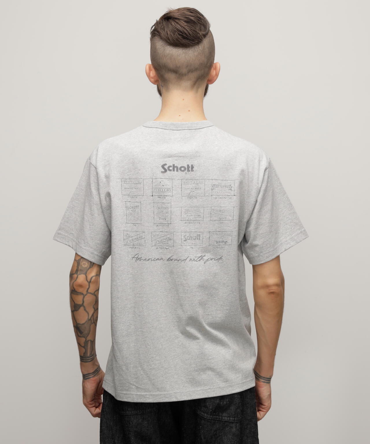 Frank Schott 90' ヴィンテージ フォト Tシャツ USA | 150.illinois.edu