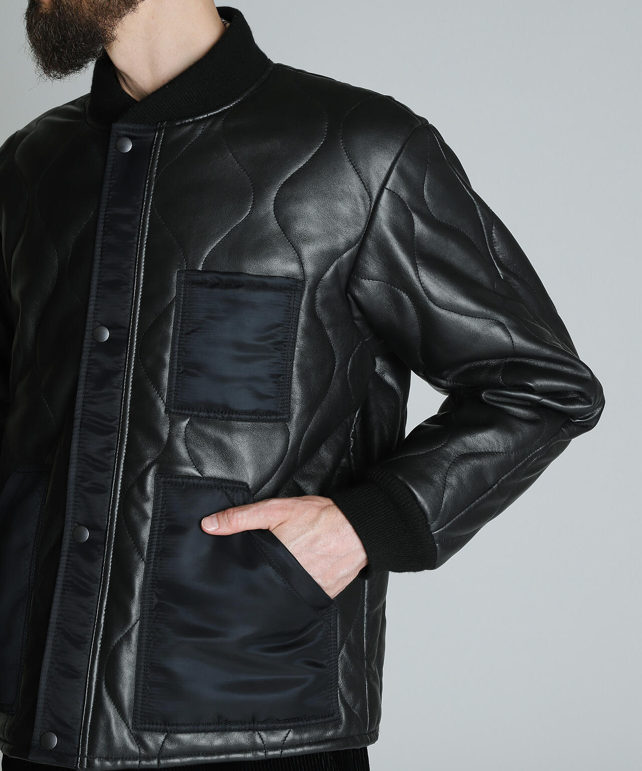 【先行予約 10月中旬-10月下旬】QUILTED LINNER SHORT LEATHER