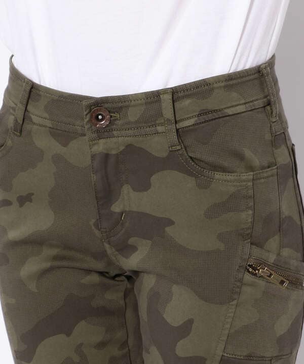 カモサテンストレッチパンツ/ CAMO SATIN STRETCH PANTS