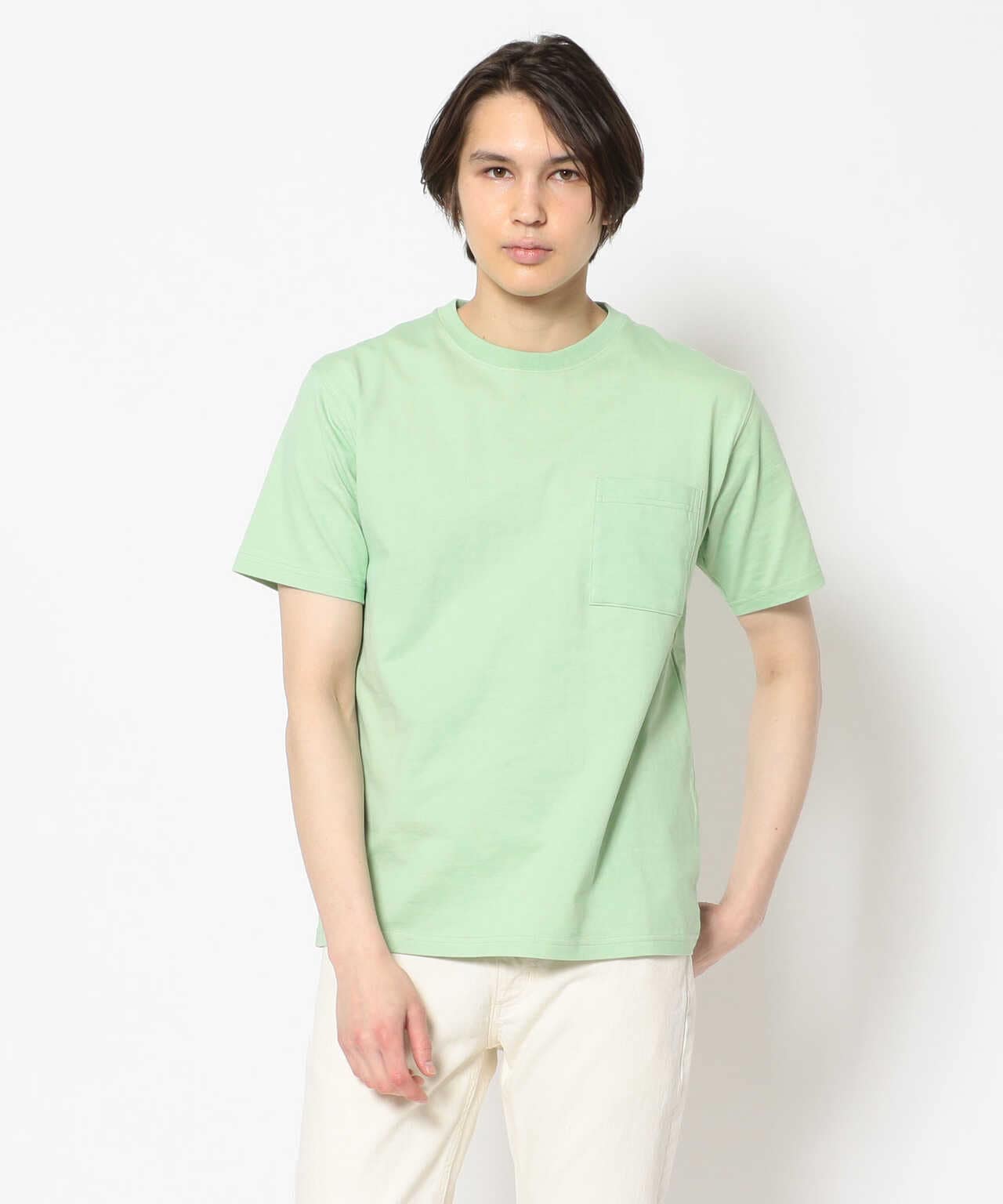 ☆AVIREX USA ロゴ　アームポケット　白　Tシャツ　　グリーン　緑