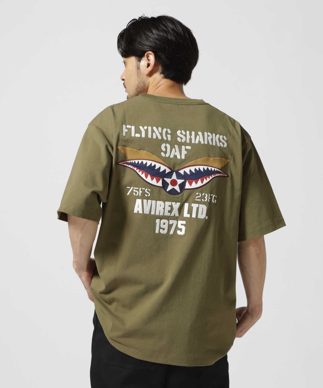 WEB&DEPOT限定】EMBROIDERY S/S T-SHIRT FLYING SHARKS | AVIREX