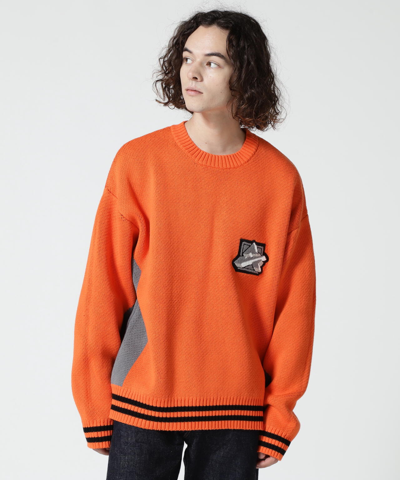 ≪直営店限定≫AVX VARSITY CREWNECK KNIT/ バーシティークルーネック