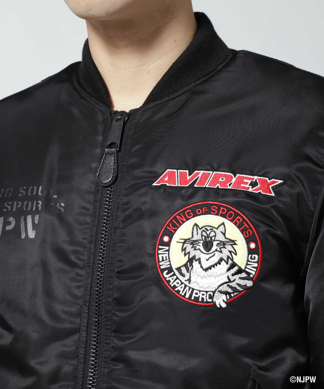 新日本プロレス×AVIREX コラボ MA-1』Lサイズ 新品 未使用 未開封-