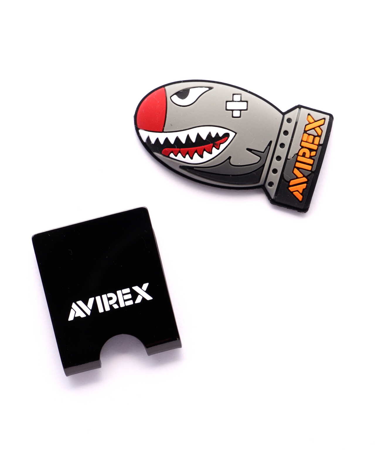 AVIREX GOLF》シャークマウス榴弾マーカー | AVIREX ( アヴィレックス