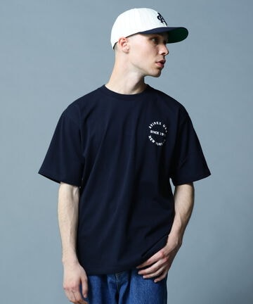 ヴァーシティー ロゴ Tシャツ2.0/VARSITY LOGO T-SHIRT 2.0