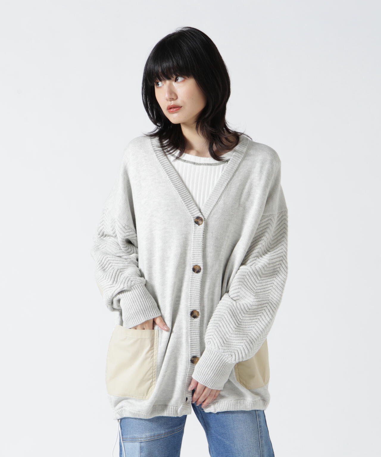 NEW BACK V NECK CARDIGAN/ バックVネックカーディガン-