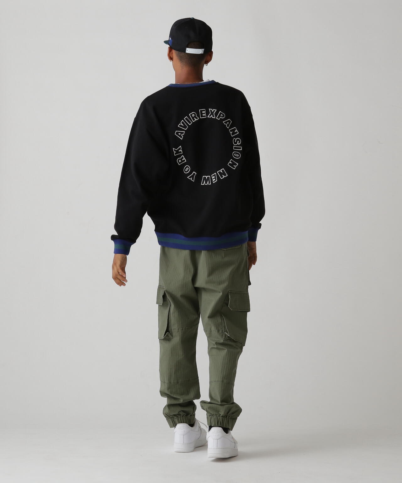 《AVIREX × EXPANSION》 CIRCLE LOGO CREWNECK SWEAT / サークルロゴ クルーネック スウェット