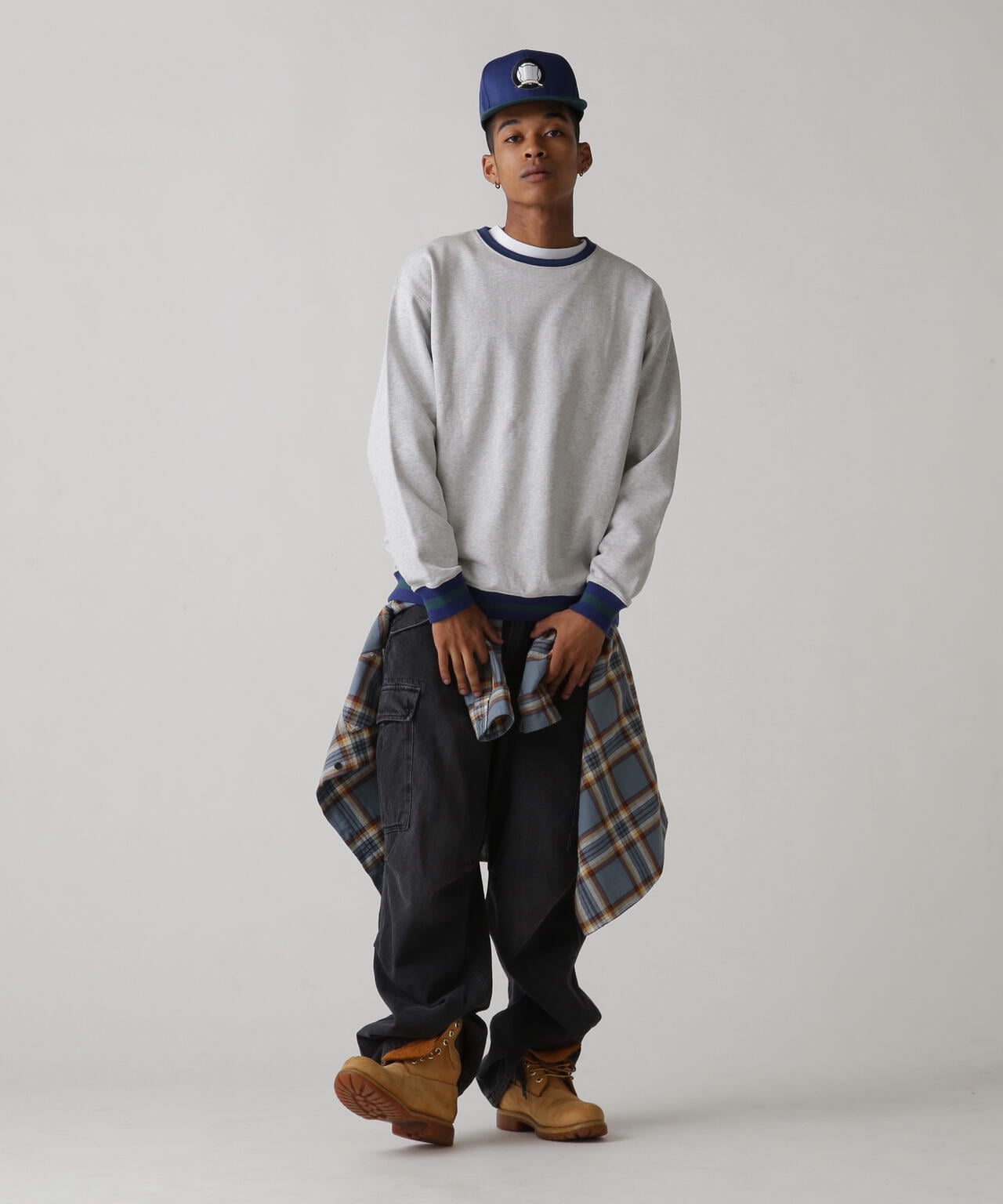 《AVIREX × EXPANSION》 CIRCLE LOGO CREWNECK SWEAT / サークルロゴ クルーネック スウェット