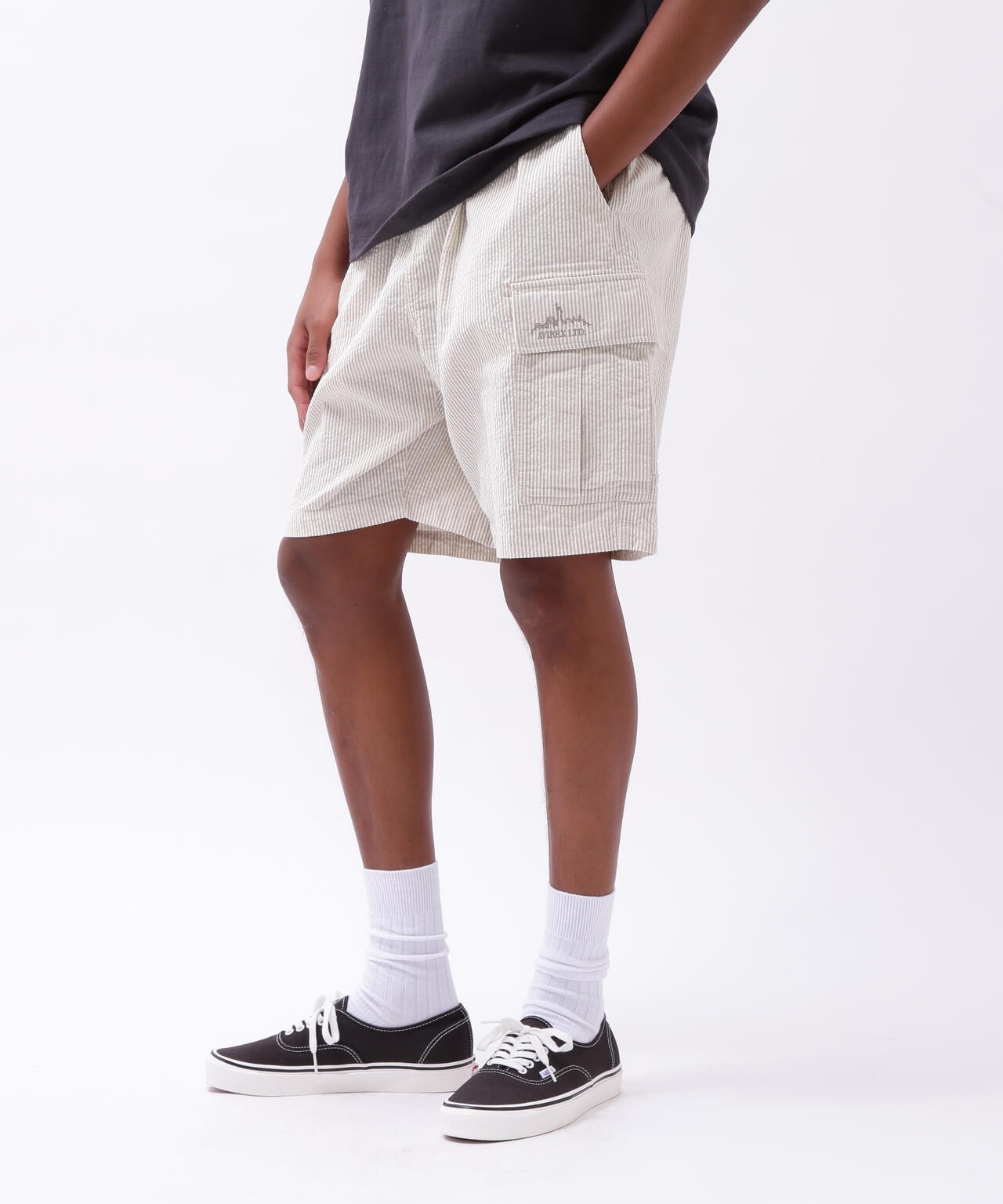 SUCKER STRIPE VACATION CARGO SHORTS