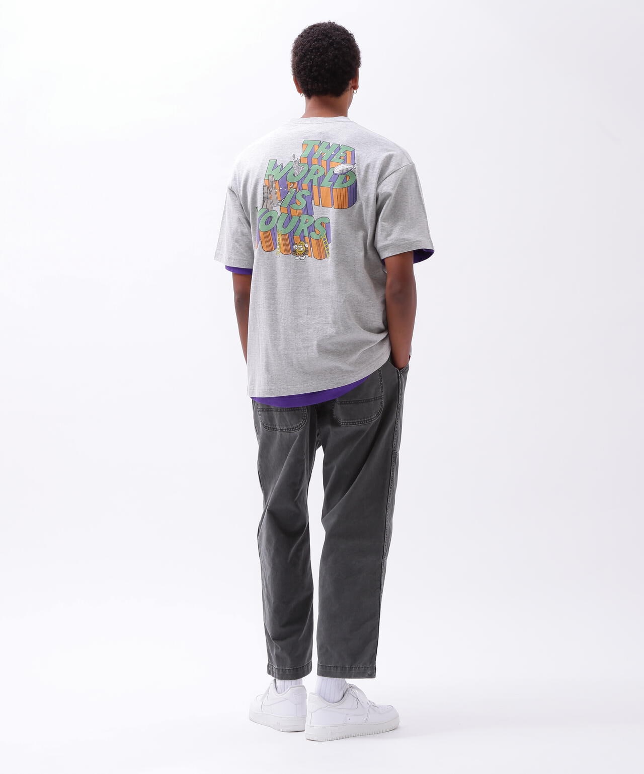 CREWNECK T-SHIRT THE WORLD IS YOURS / クルーネック Tシャツ 