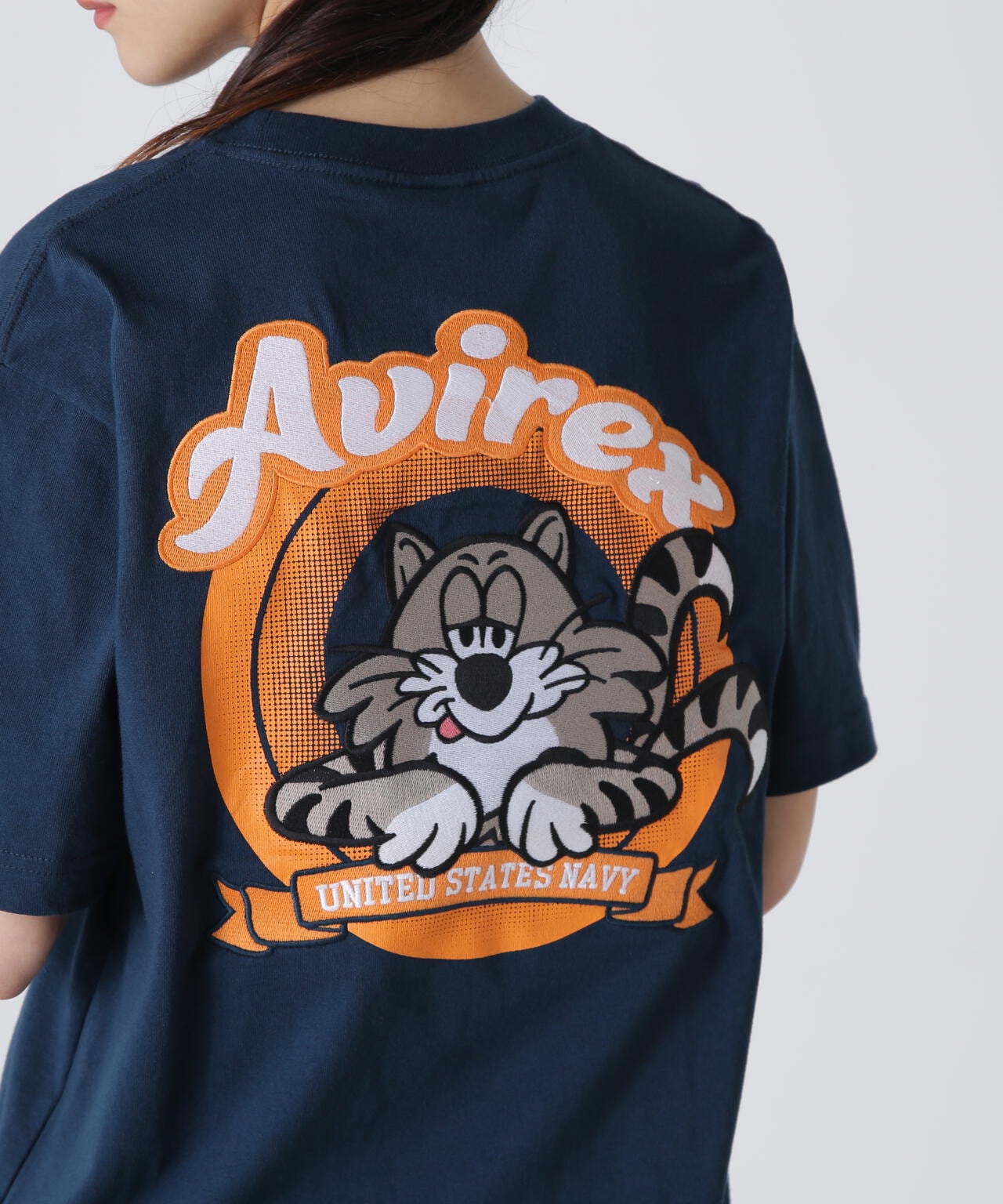 WEB&DEPOT限定》TOMCAT EMBROIDERY T-SHIRT / トムキャット エンブロイダリー Tシャツ / | AVIREX (  アヴィレックス ) | US ONLINE STORE（US オンラインストア）