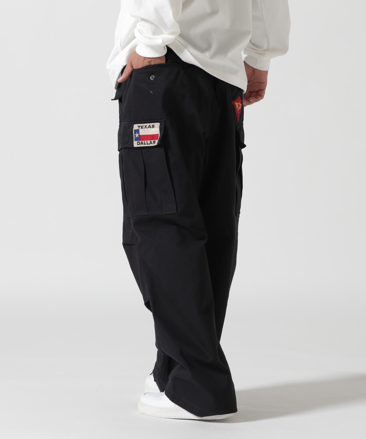 《直営店限定》TOP GUN WAPPEN CARGO PANTS / トップガン ワッペン カーゴパンツ / AVIREX 