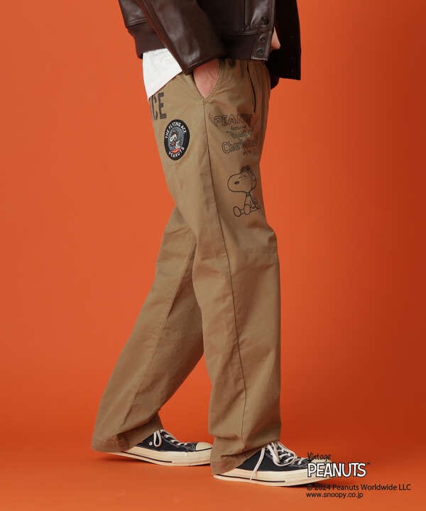 《AVIREX × PEANUTS》CHINO PANTS "FLYING ACE" / チノパンツ "フライング エース" / ピーナッツ