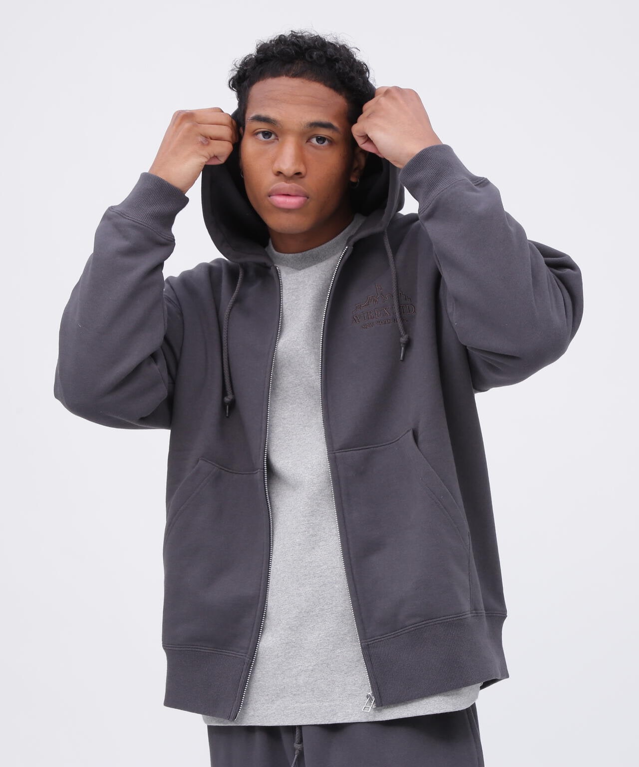 VARSITY LOGO ZIP SWEAT PARKA NYC / ジップ スウェット パーカー