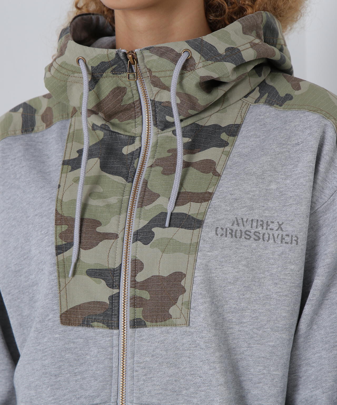 《CROSSOVER》RIPSTOP COMBI PARKA/リップストップコンビパーカー クロスオーバー