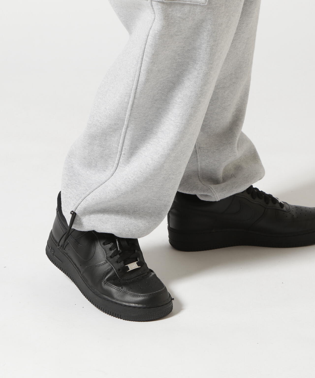 《直営店限定》HEAVY WEIGHT SWEAT CARGO PANTS / ヘビーウェイト スウェット カーゴパンツ / AVIREX 