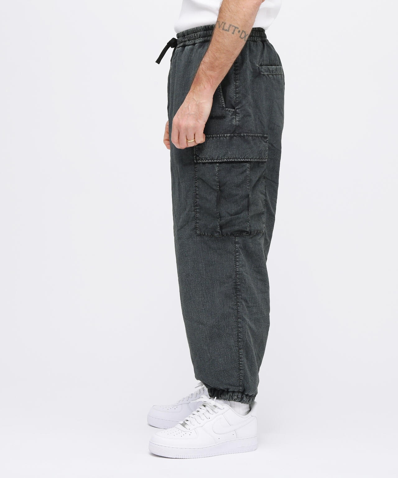 《AVIREX / F.A.T.》TRACK CARGO PANTS / トラック カーゴパンツ / アヴィレックス