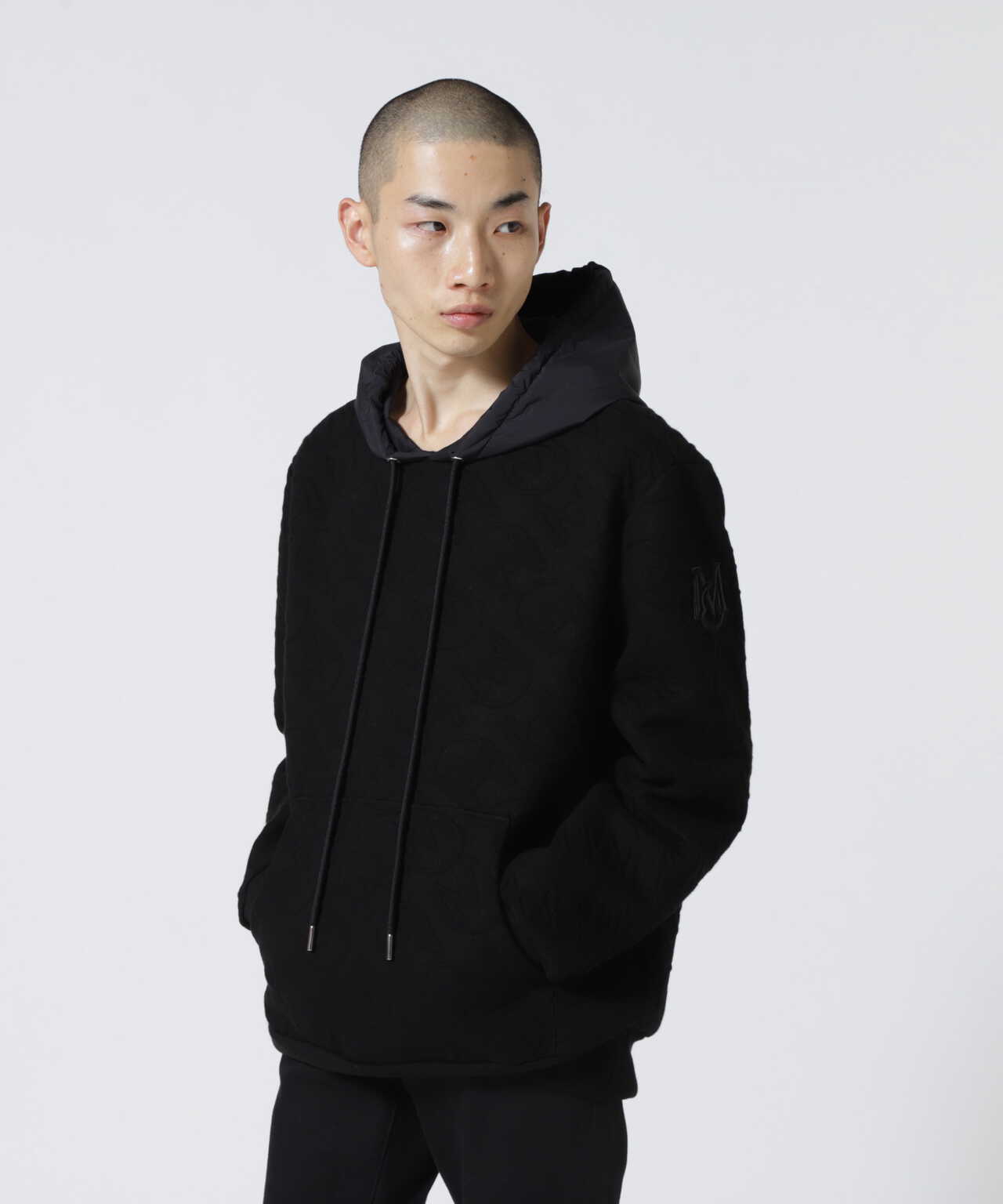 ☆未使用・本物保証☆MONCLER Hoodie パーカー L　ブラック