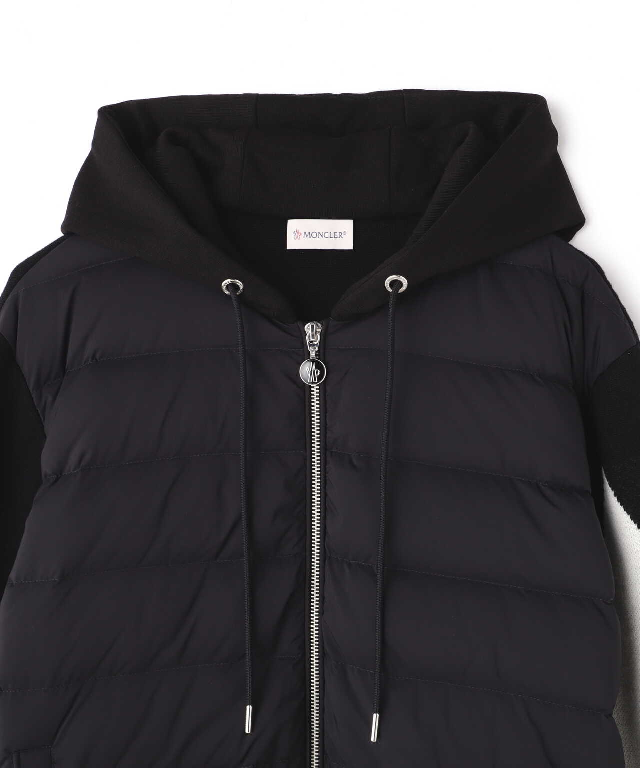 【極美品】モンクレール MONCLER ジップアップパーカー　オフホワイト　M