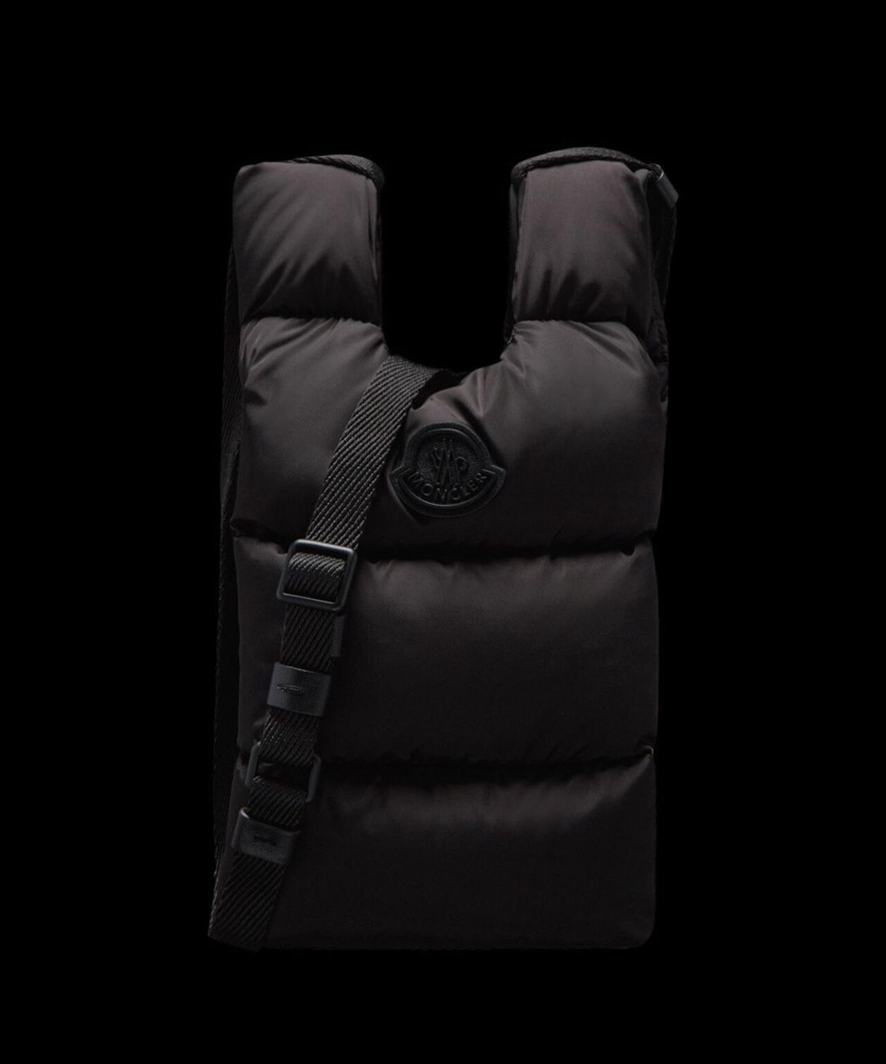 MONCLER/モンクレール/LEGERE SMALL CROSS BODY BAG/クロスボディ ...