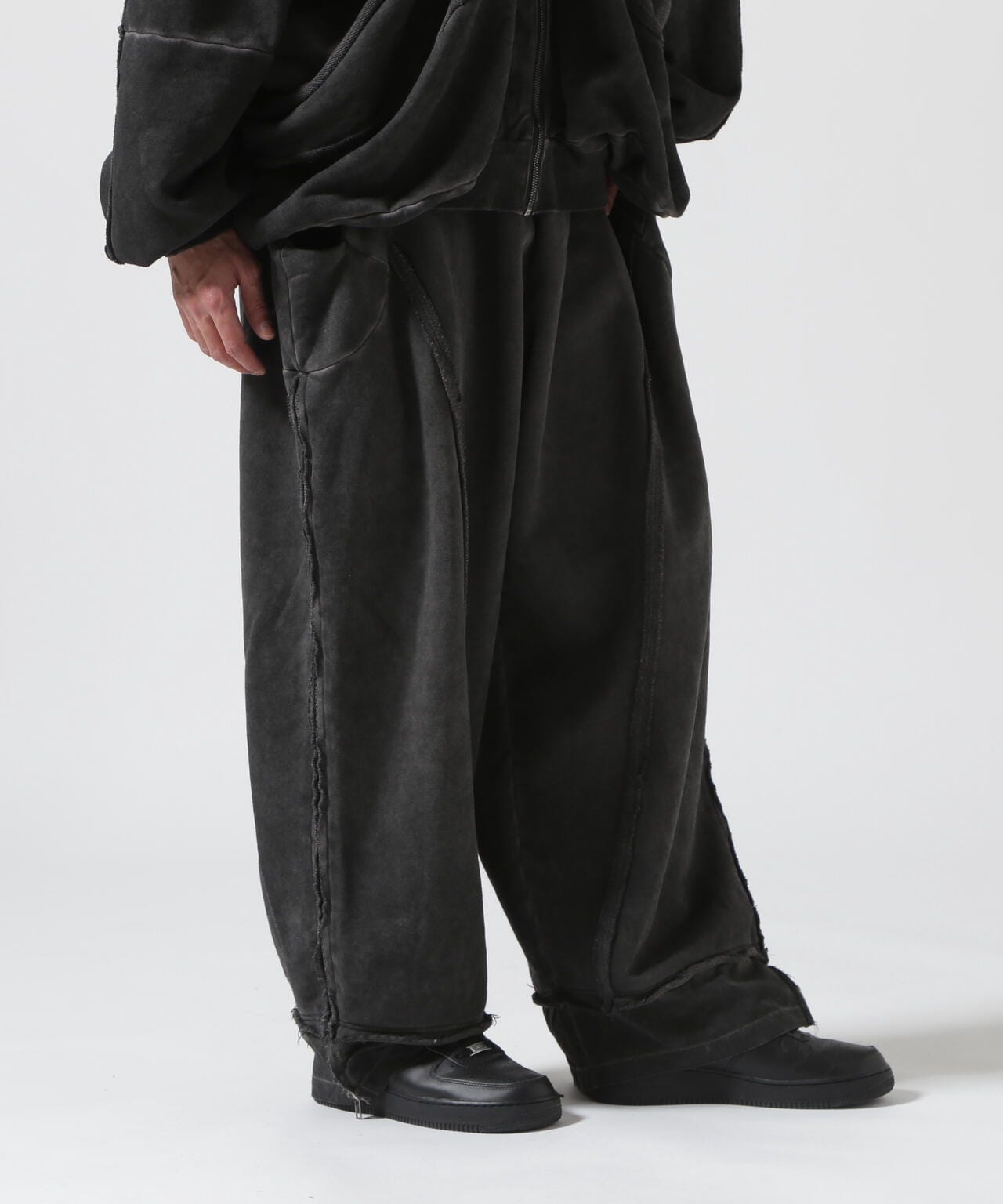 WHITELAND/ホワイトランド/ZIP UP WIDE SWEAT PANTS | LHP