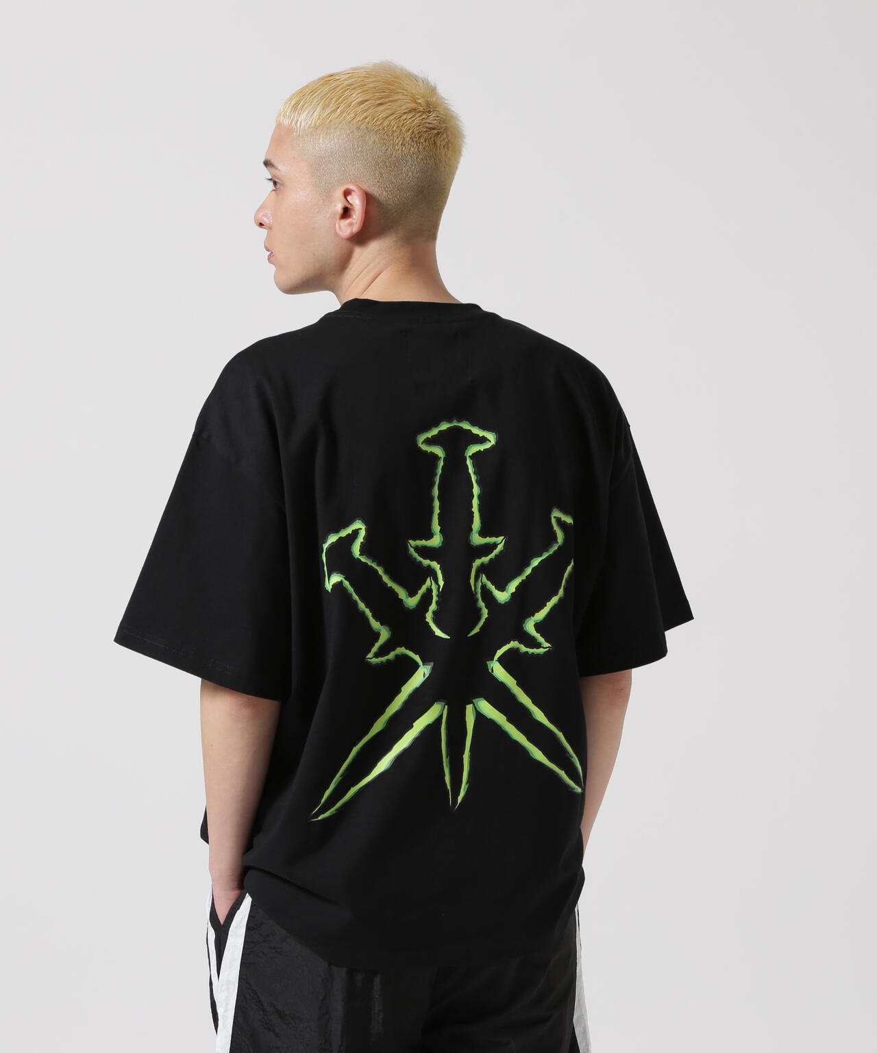 UNKNOWN LONDON/アンノウンロンドン/MONSTER DAGGER GRAPHIC TEE | LHP 