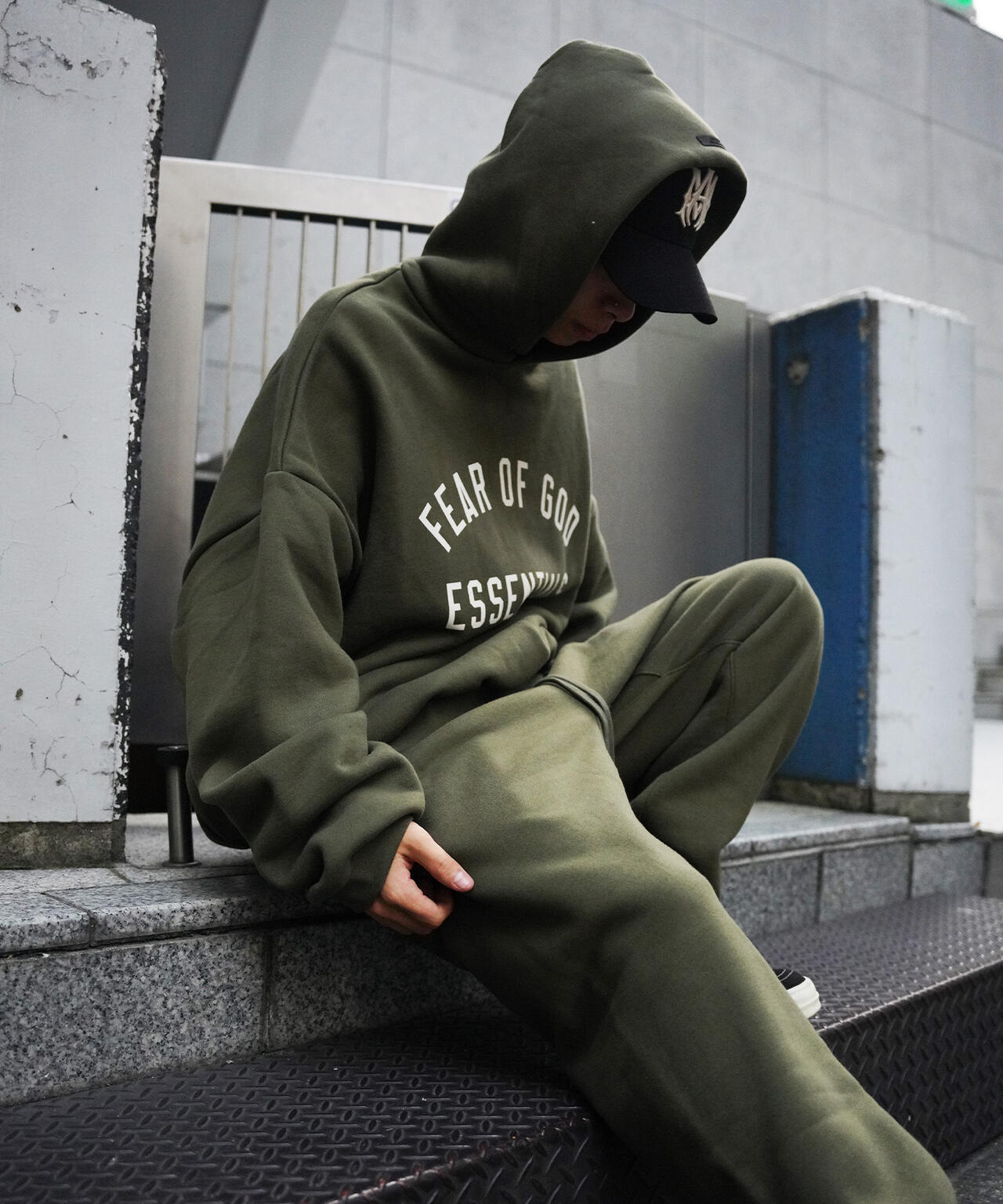 Fear of God ESSENTIALS/FOG エッセンシャルズ/FLEECE HOODIE | LHP ( エルエイチピー ) | US  ONLINE STORE（US オンラインストア）