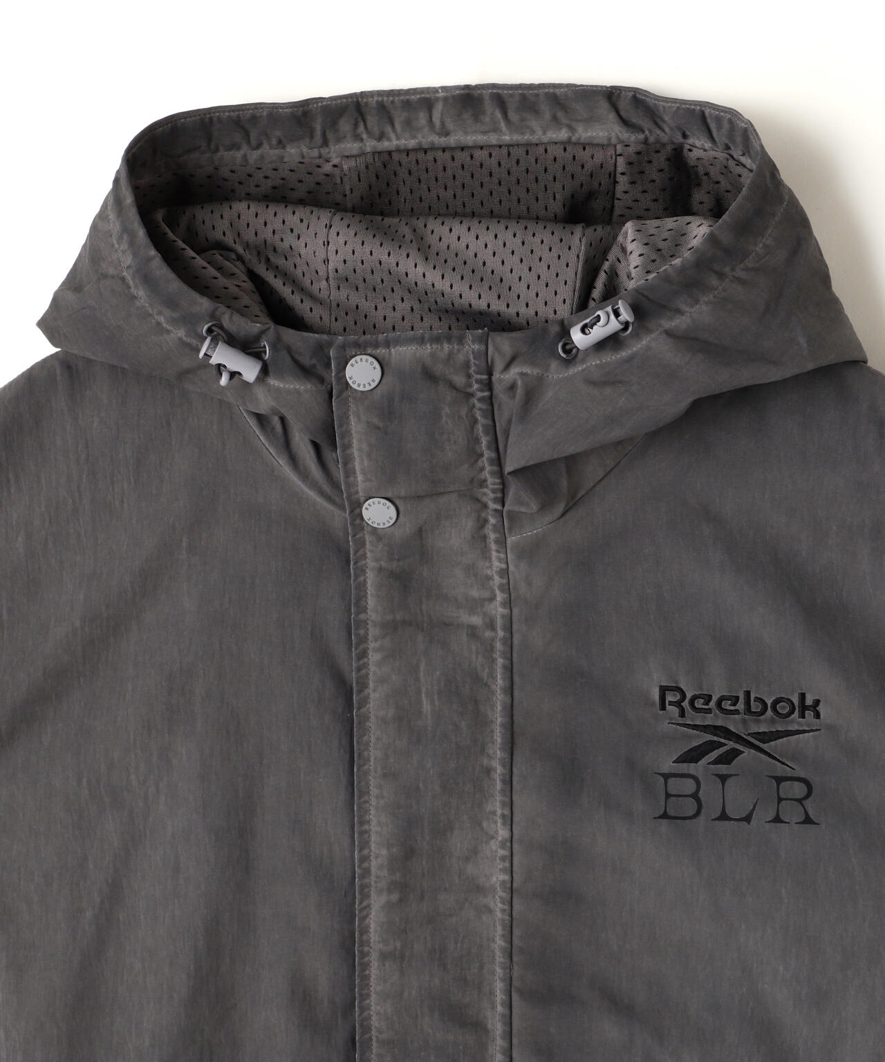 Reebok×BLR BLUER/リーボック×ビーエルアール ブラー/DEEP－DEYED REEBOK WIND BREAKER