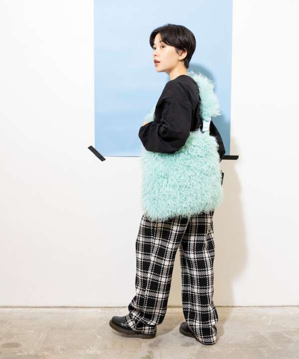 yipyip/イップイップ/SHAGGY SHOULDER BAG