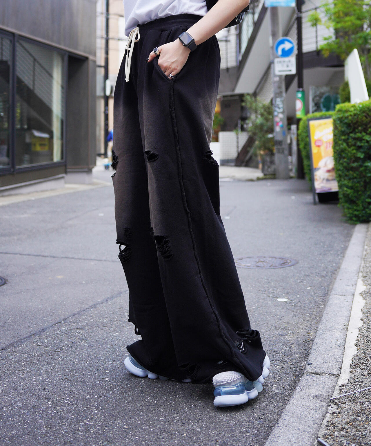 【WEB&DEPOT限定】DankeSchon/DAMEGE SWEAT WIDE PANTS