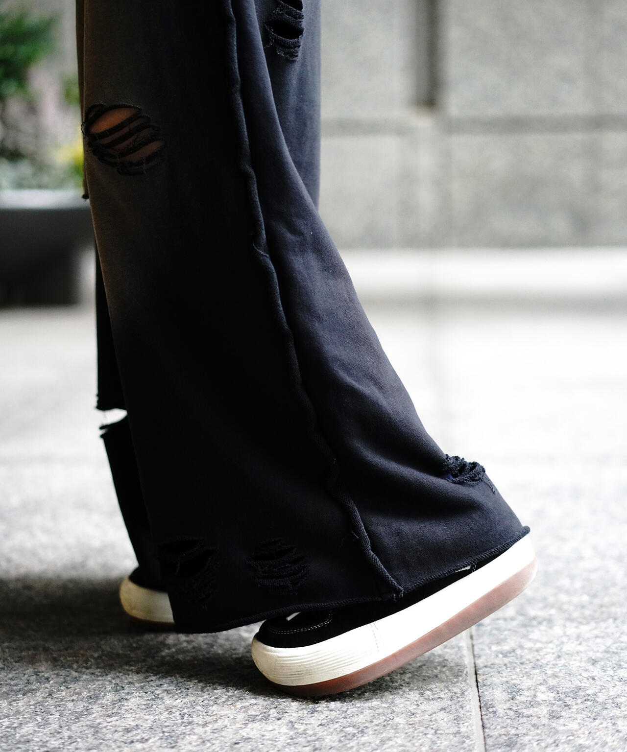 【WEB&DEPOT限定】DankeSchon/DAMEGE SWEAT WIDE PANTS