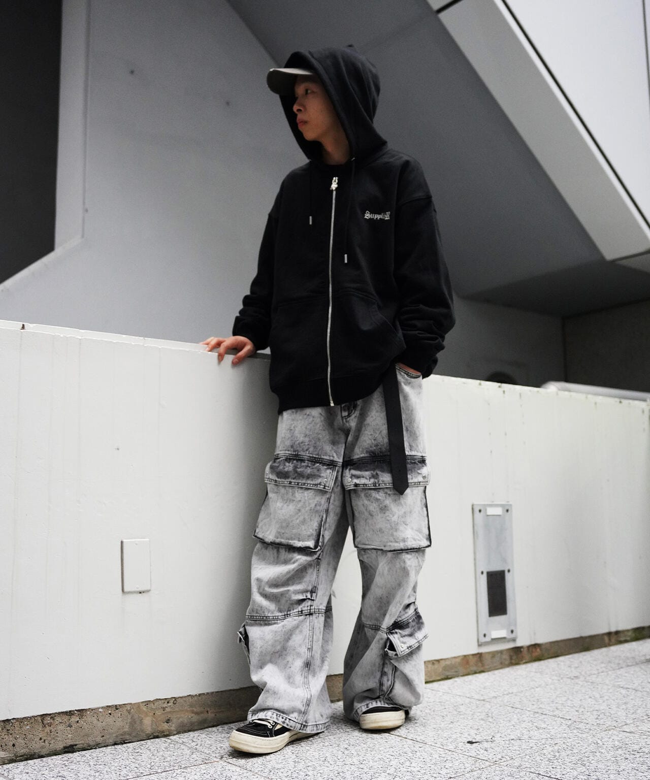 【先行予約 11月中旬-11月下旬入荷予定】SUPPLIER【LHP WEB限定】CROSS ZIP HOODIE