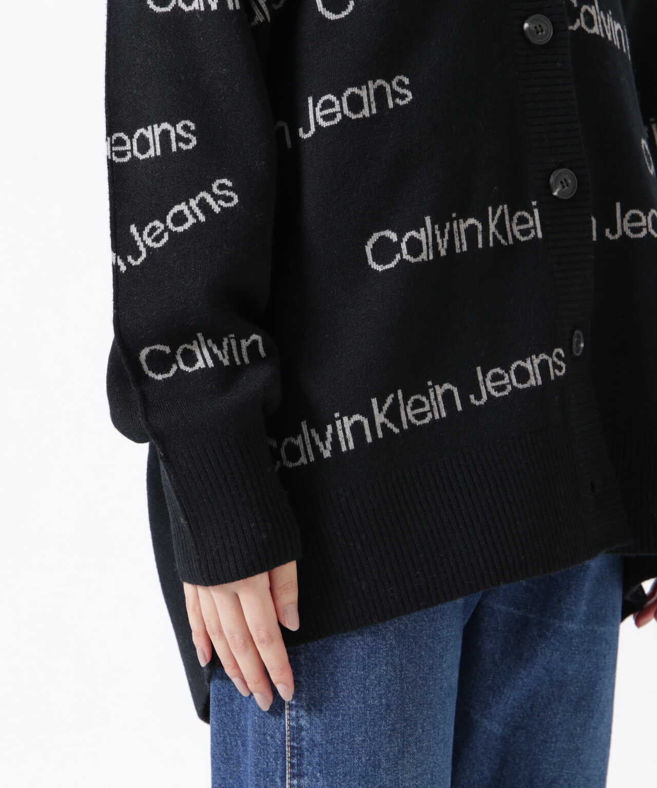 サイズ Calvin Klein Jeans(カルバンクラインジーンズ)オールオーバーV