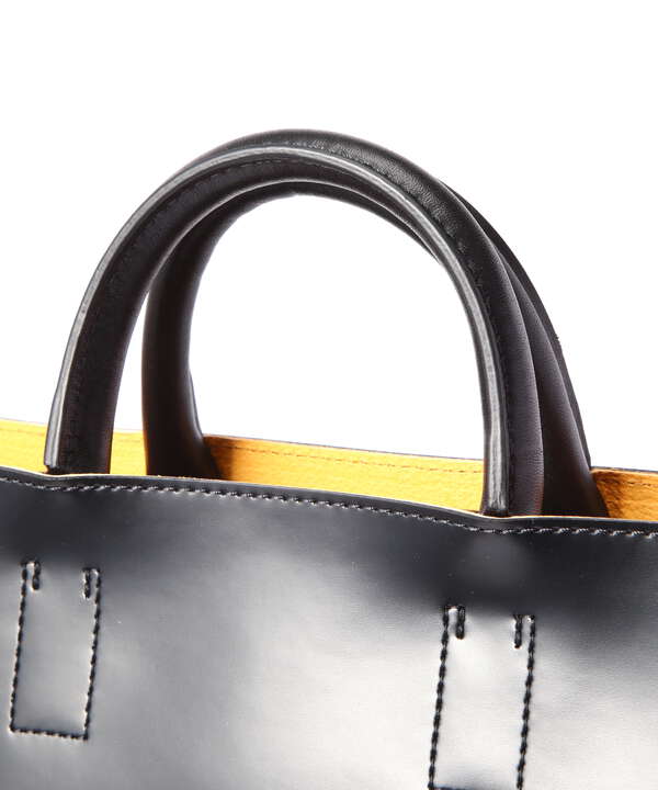 Courtney Orla (コートニーオーラ) CURVE TOTE L（7852976771） | B