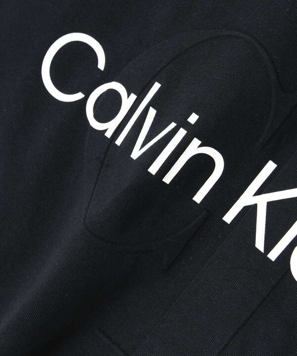 Calvin Klein Jeans/UNISEX EMBOSS LOGO TEE