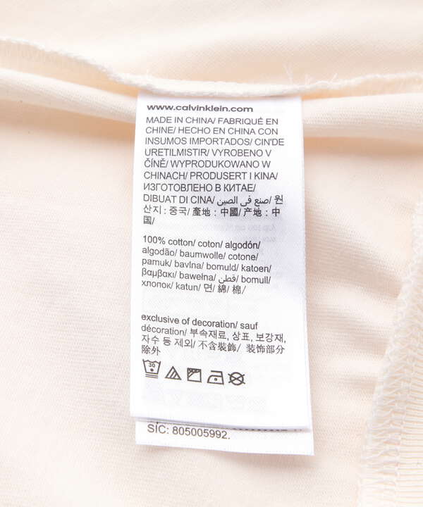 Calvin Klein Jeans（カルバンクラインジーンズ）ツイストフロントクロップドTシャツ/J221173