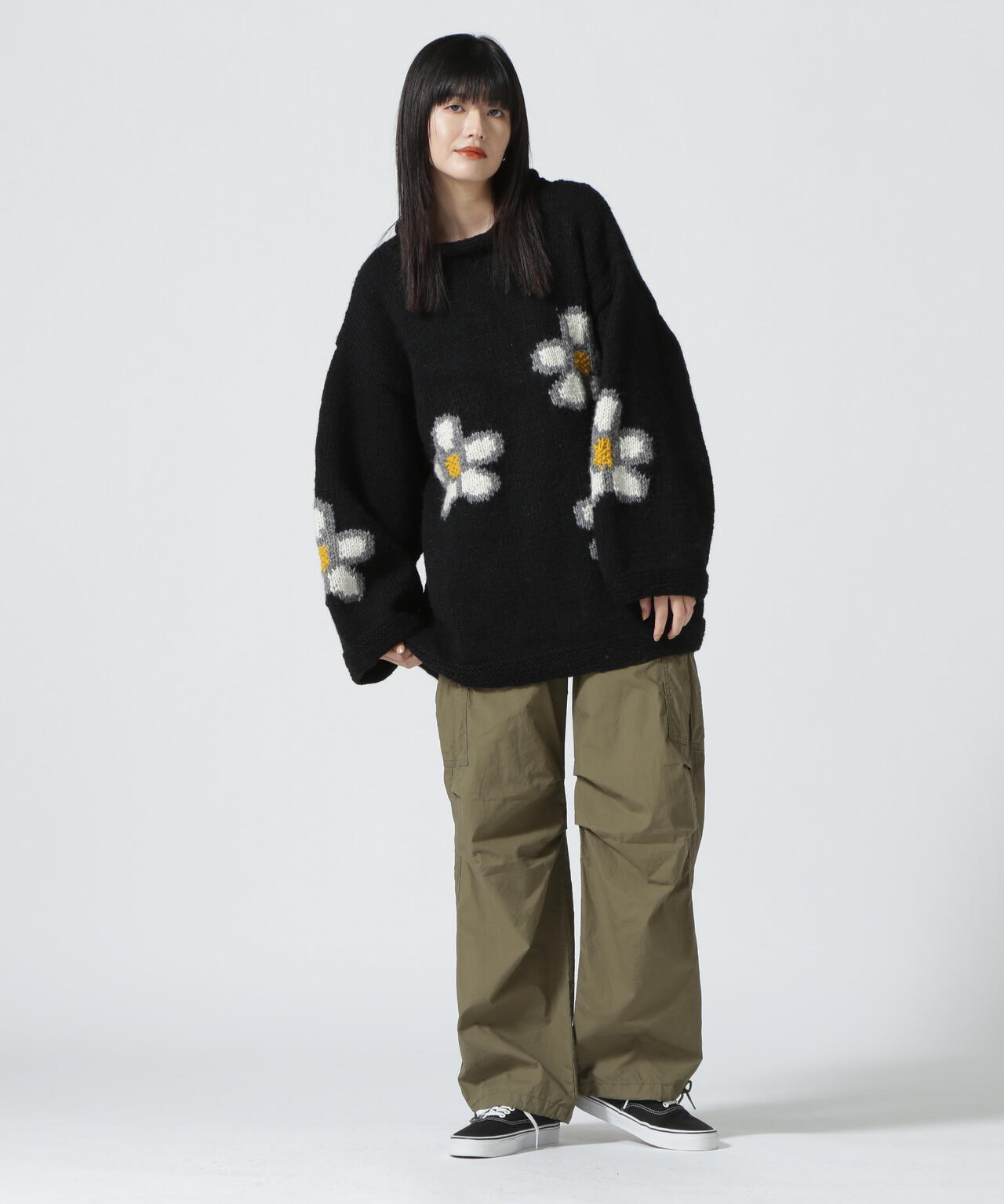 MacMahon Knitting Mills / Roll Neck Knit-Sparse Flower | B'2nd