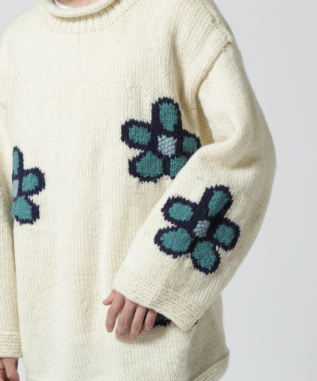 MacMahon Knitting Mills / Roll Neck Knit-Sparse Flower | B'2nd